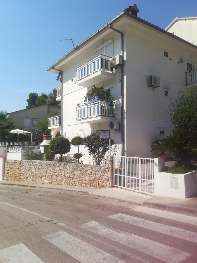 Apartments Zvonimir Hvar Town Exteriör bild