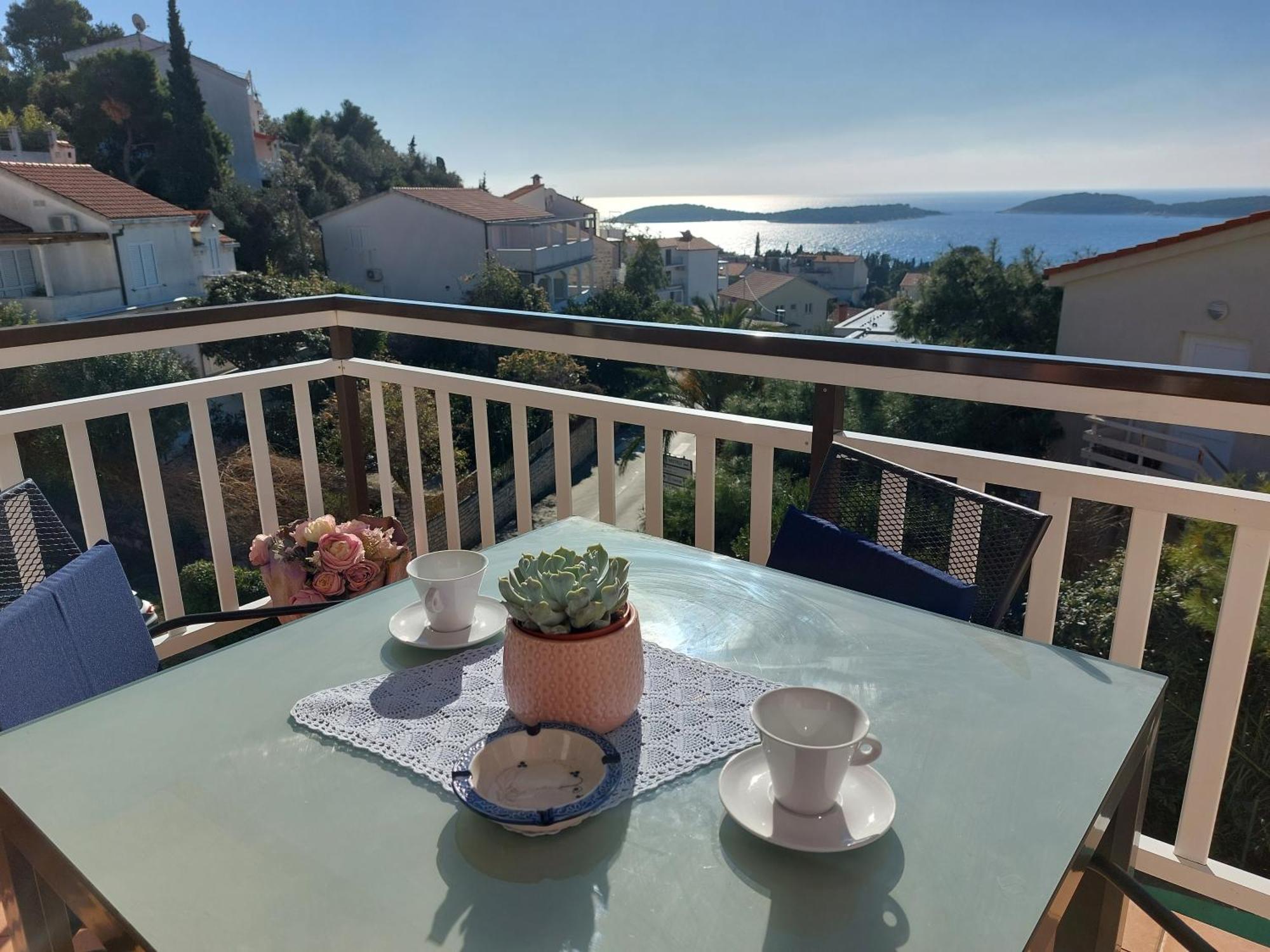 Apartments Zvonimir Hvar Town Exteriör bild